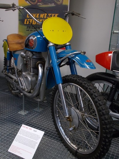 img00070.jpg