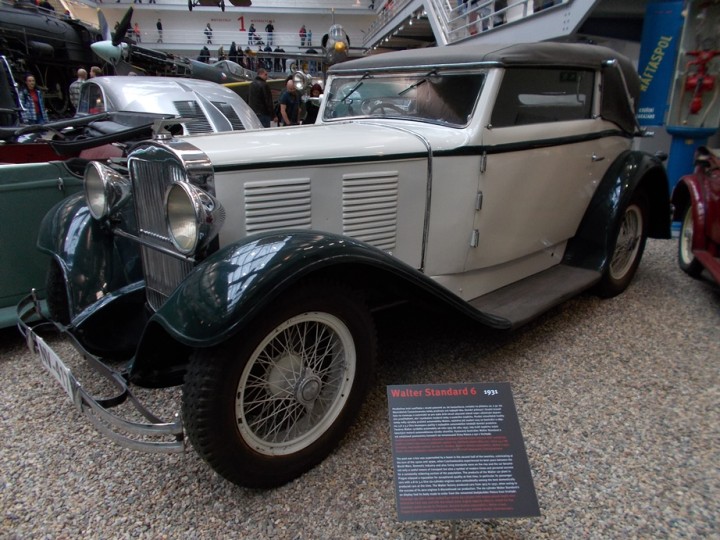 img00105.jpg