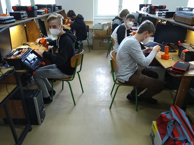 img00009.jpg