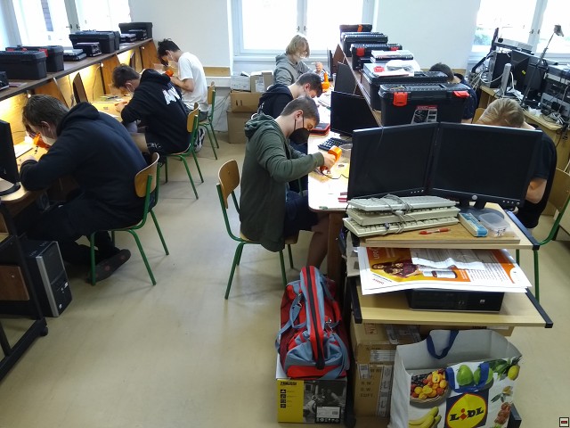 img00010.jpg