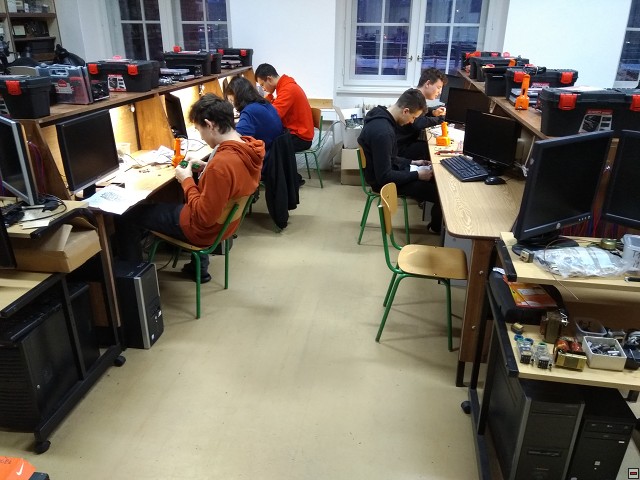 img00008.jpg