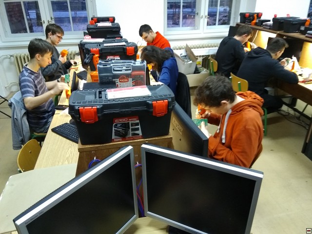 img00009.jpg